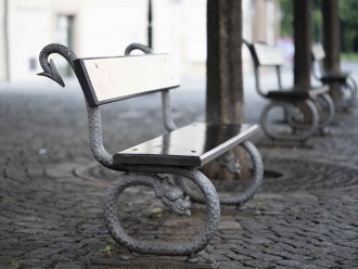 Gusseisenbank | Drachen