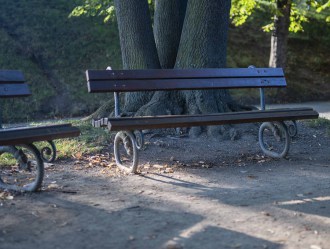 Gusseisenbank | Drachen